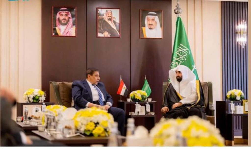 رئيس ديوان المظالم يؤكد على متانة العلاقة بين الصرحين القضائيين في المملكة ومصر