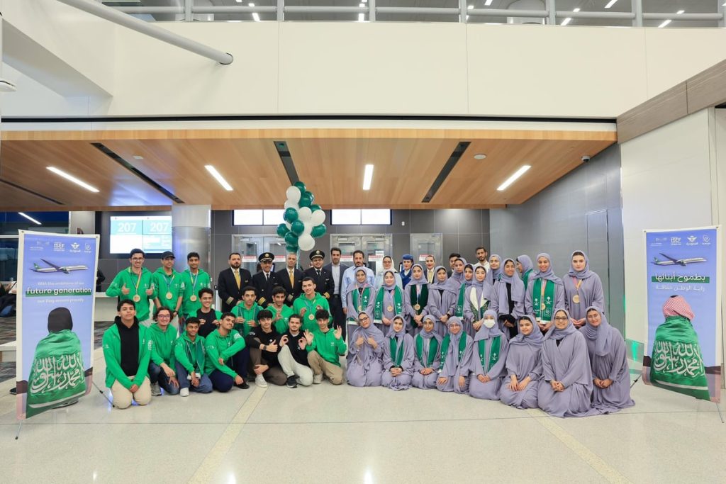 طلاب المملكة يحصدون 114 ميدالية وجائزة كبرى بأكبر مسابقتين عالميتين للعلوم