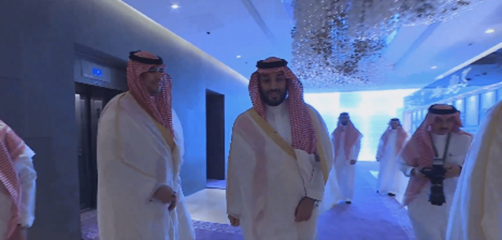 ولي العهد يصل ملعب الجوهرة لحضور نهائي كأس خادم الحرمين الشريفين بين الهلال والنصر