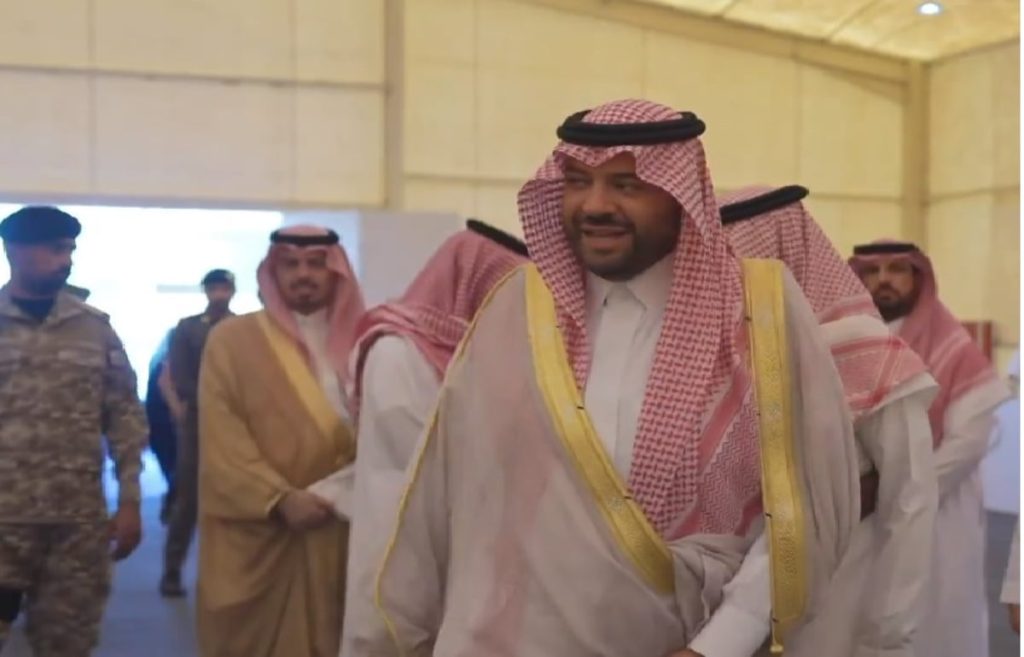 أمير الحدود الشمالية: خدمة الحجاج واجب علينا وشرف لنا بتوجيه قيادتنا