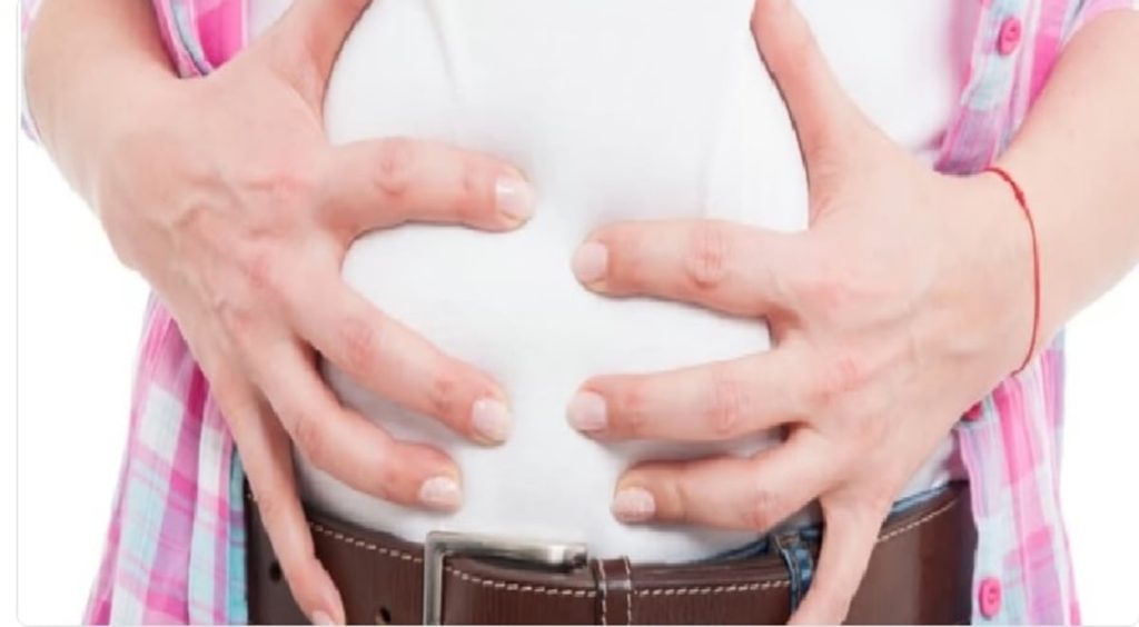 استشاري: 5 أطعمة تساهم في زيادة انتفاخات البطن