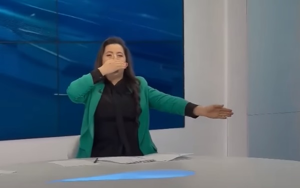 بعد إدراج إسرائيل بـ”قائمة العار”.. حقيقة فيديو “زغاريد” مذيعة على الهواء