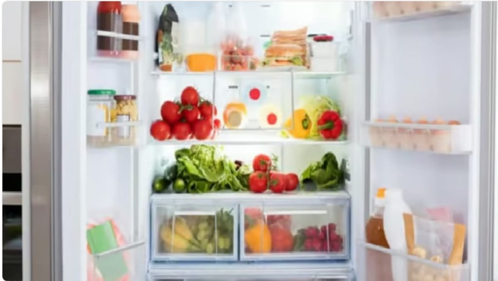 مختص يوضح عوامل تحدد حجم وسعة الثلاجة المطلوب شرائها