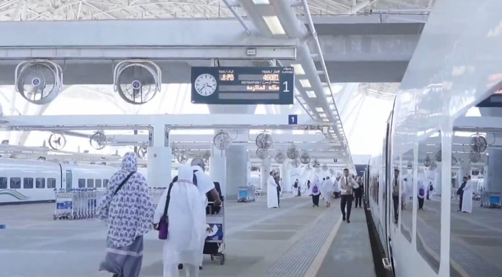 مسؤول بـ«سار»: قطار الحرمين سادس أسرع قطار كهربائي في العالم بسرعة 300 كم في الساعة