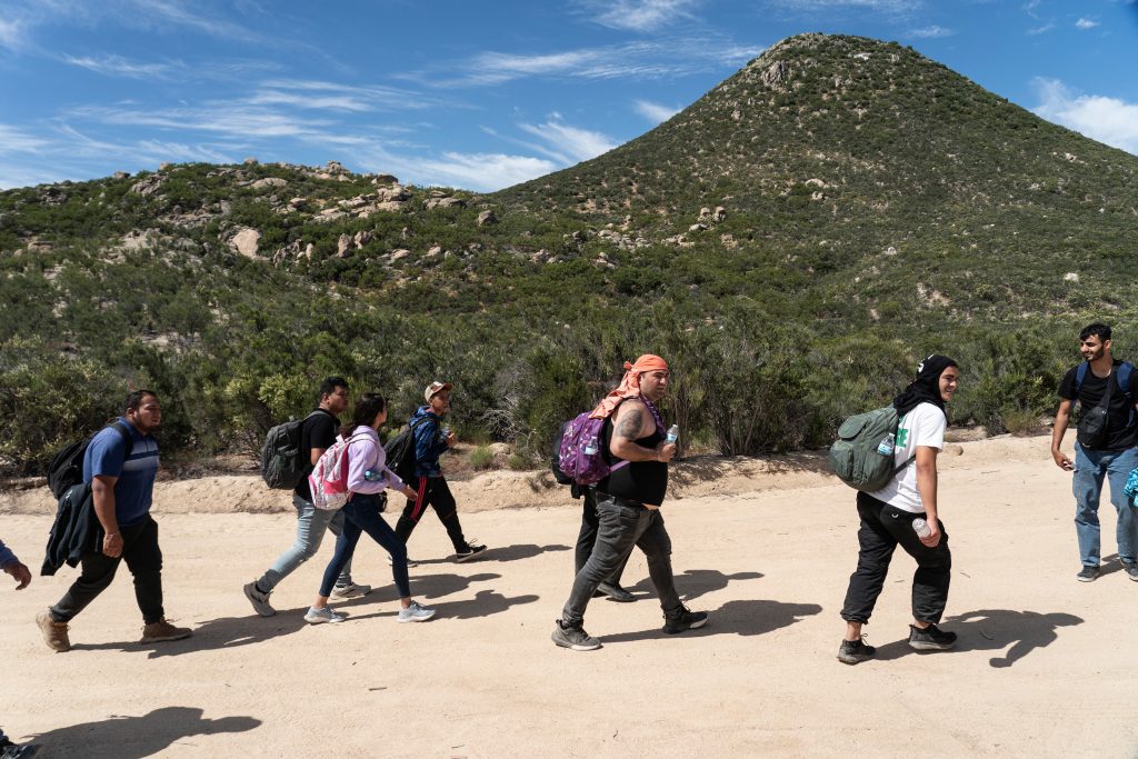 المهاجرون إلى الولايات المتحدة عبر المكسيك ينحدرون من 177 دولة