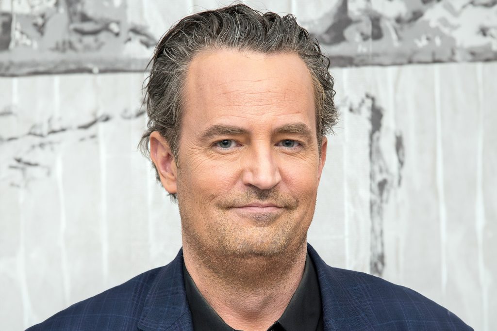 ماثيو بيري ومؤامرة الكيتامين.. تورط 5 أشخاص في مقتل نجم “فريندز”