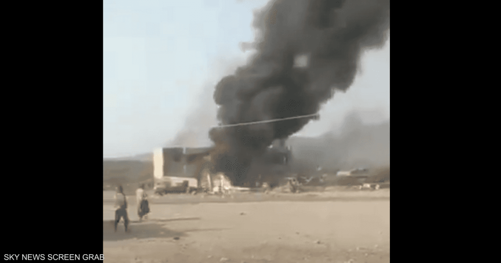 فيديو.. هجوم انتحاري على مقر عسكري جنوبي اليمن