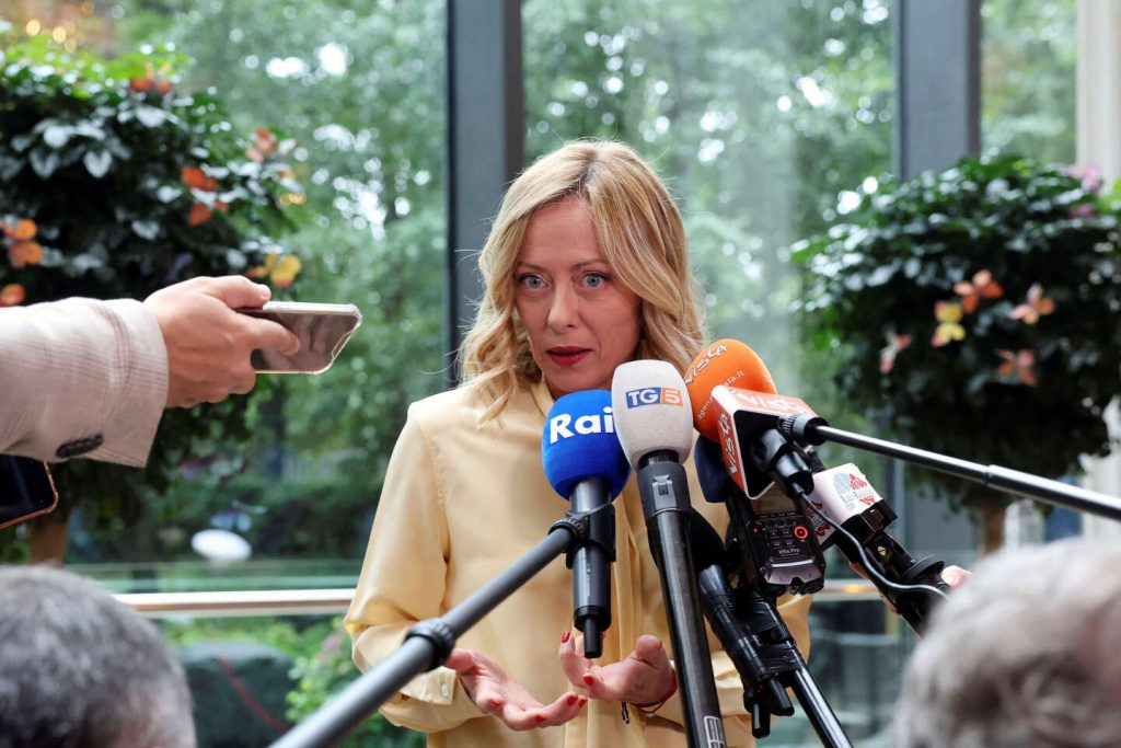 وفي إيطاليا، قامت جيورجيا ميلوني بمضاعفة الضريبة على دخل الأثرياء