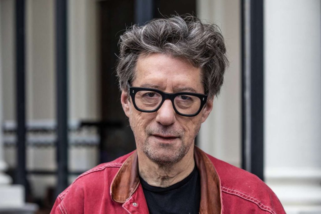 في فلاندرز، كاتب مشهور متهم بمعاداة السامية