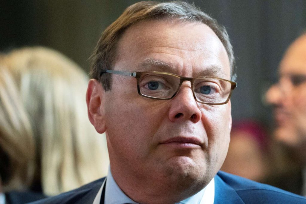 ويطالب الأوليغارشي الروسي ميخائيل فريدمان بـ 14.5 مليار يورو من لوكسمبورغ