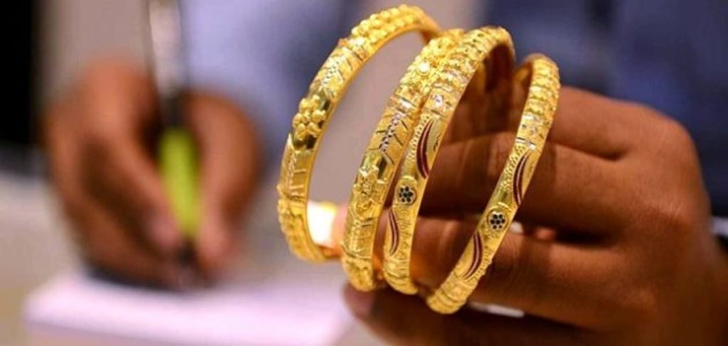 10 معلومات يجب توافرها في فاتورة شراء الذهب.. وزارة التجارة توضحها