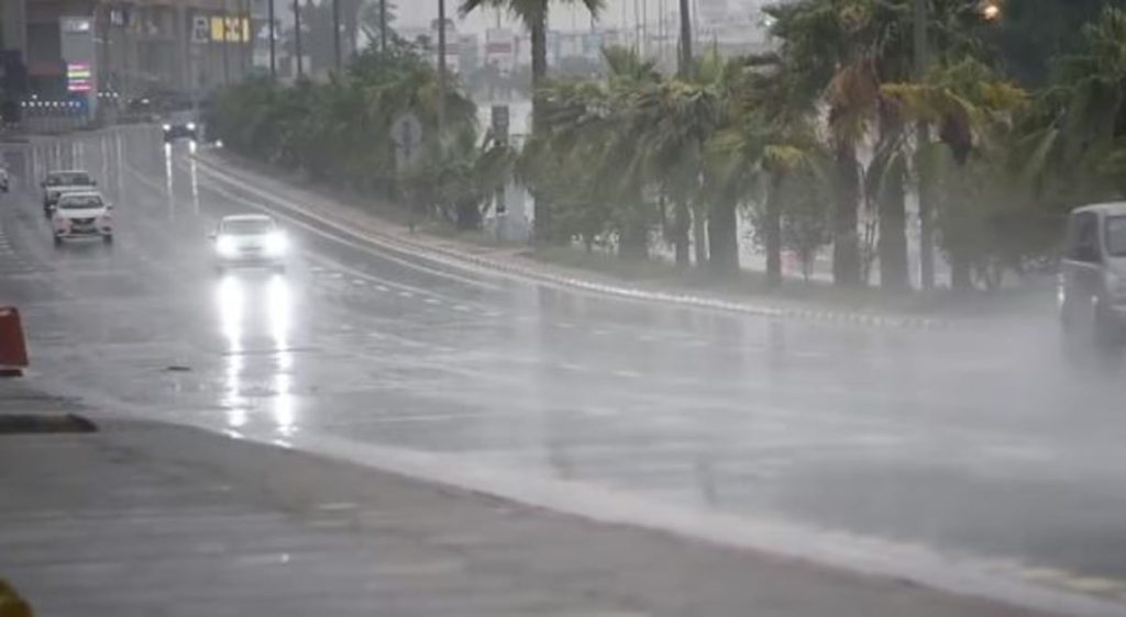 إنذار أحمر من «الأرصاد» بشأن أمطار غزيرة متوقعة على المدينة المنورة