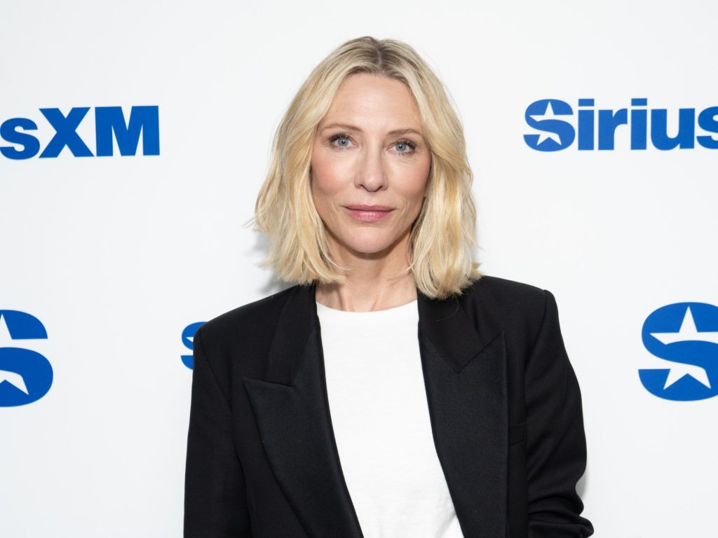 كيت بلانشيت: حصلت على “سندويشات مجانية” لقاء مشاركتي في فيلم “سيد الخواتم”