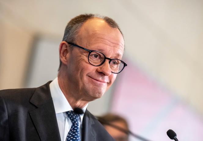 يتم توجيه Friedrich Merz إلى الصحافة ، في Bundestag ، في برلين ، في 14 مارس 2025.