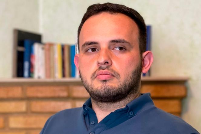 حُكم على صحفي إذاعة أوروبا الحرة فريد ميهريزادا ، حكم عليه بالسجن لمدة تسع سنوات من قبل محكمة باكو (صورة غير نظيفة نشرتها إذاعة أوروبا الحرة ، 20 يونيو 2025).