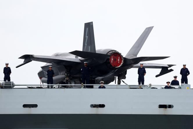 A-35 على حاملة الطائرات 