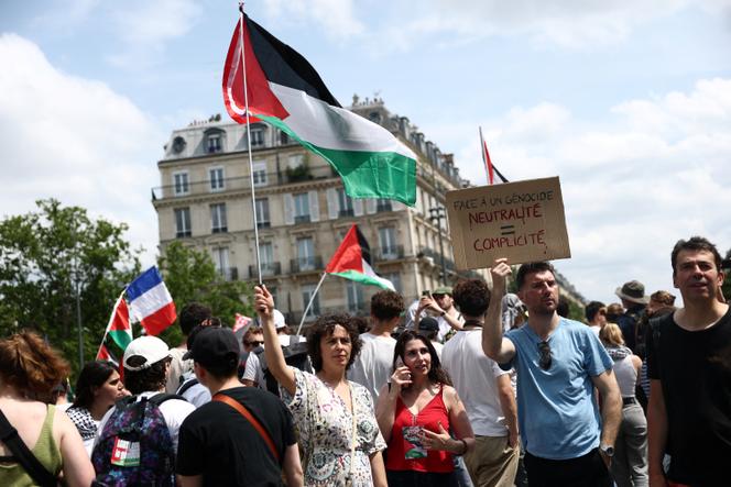 مظاهرة لدعم فلسطين ، في باريس ، 14 يونيو 2025. 