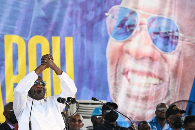 الرئيس السابق لـ Côte D'Ivoire ، Laurent Gbagbo خلال مهرجان النهضة ، في Dabou في 12 أبريل 2025.