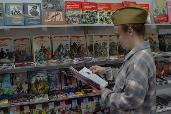 موقف من أدب الأطفال الوطنيين في معرض كتاب 