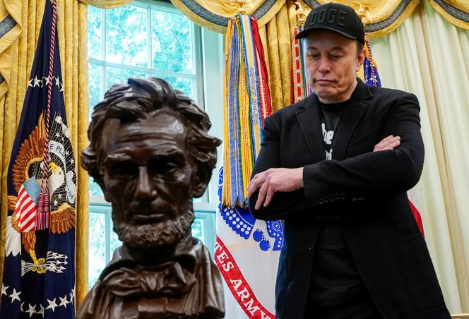 Elon Musk في المكتب البيضاوي للبيت الأبيض ، في واشنطن ، في 30 مايو 2025.