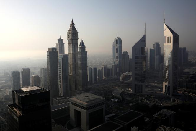 المركز المالي الدولي في دبي في 18 يونيو 2019. كانت الإمارات العربية المتحدة جزءًا من القائمة الرمادية المناهضة للاتحاد الأوروبي منذ عام 2022.