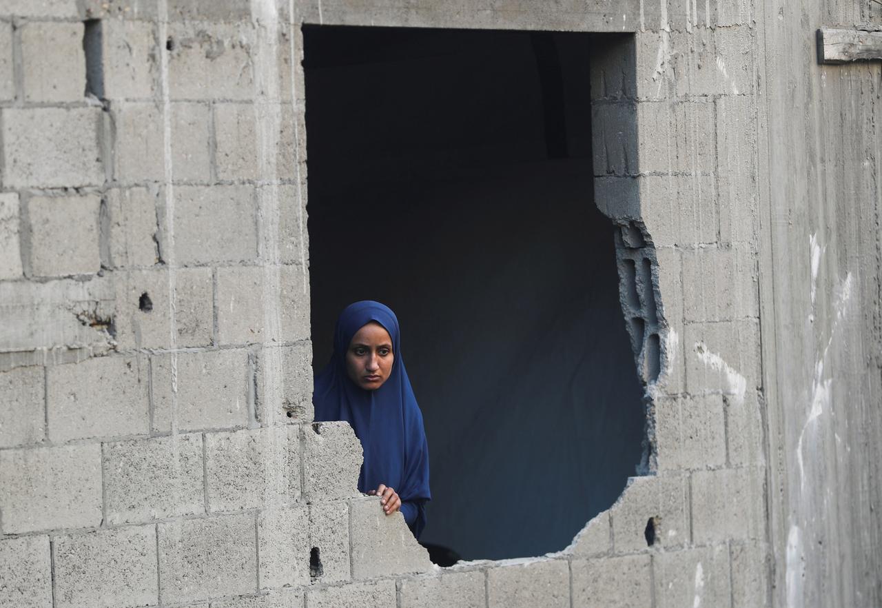 في مسكن سكني تم تدميره ، بعد هجوم إسرائيلي في ليلة 5 يوليو ، في غزة ، في 6 يوليو 2025.