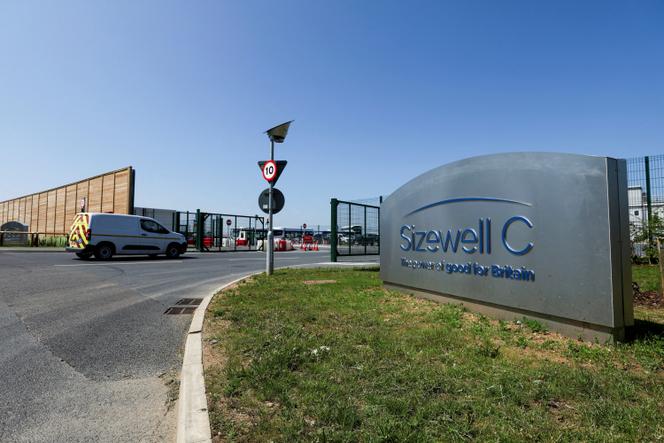 مدخل موقع بناء Sizewell C ، في سوفولك ، في المملكة المتحدة ، 11 يونيو 2025