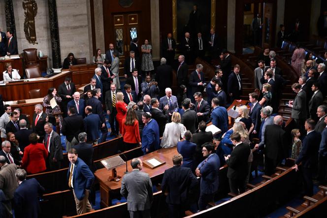 يصوت أعضاء المؤتمر الأمريكي لمشروع قانون ميزانية دونالد ترامب ، في الكابيتول ، في واشنطن ، في 3 يوليو 2025.