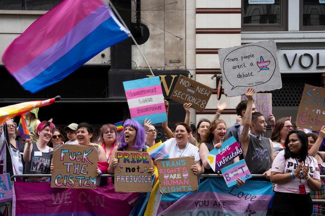 في La Marche Des Pride في لندن ، في المملكة المتحدة ، 5 يوليو 2025. 