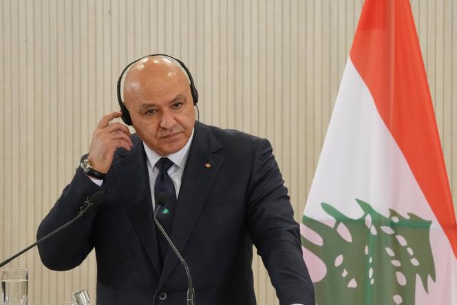 الرئيس اللبناني جوزيف عون ، خلال مؤتمر صحفي مع نظيره القبرصي في 9 يونيو 2025.