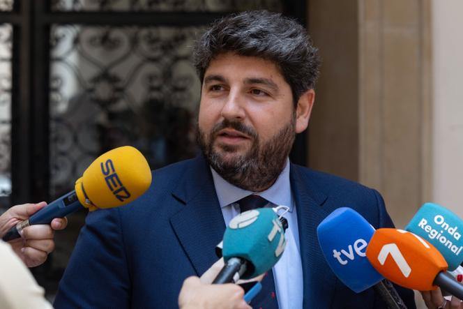 رئيس منطقة مورسيا ، فرناندو لوبيز ميراس ، في قصر دي سان إستيبان ، في مورسيا ، 5 يونيو 2025.