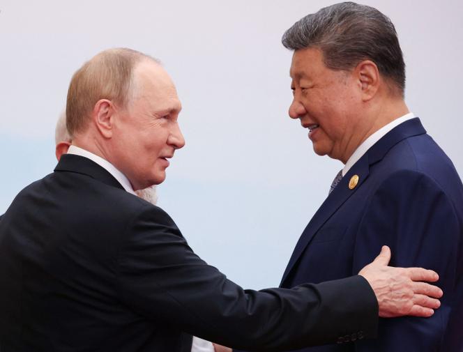   فلاديمير بوتين و XI Jinping ، خلال منظمة شنغهاي للتعاون (OCS) في تيانجين (الصين) ، 1 سبتمبر 2025.