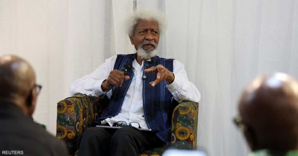 واشنطن تلغي تأشيرة أديب فائز بنوبل بسبب ما قاله عن ترامب