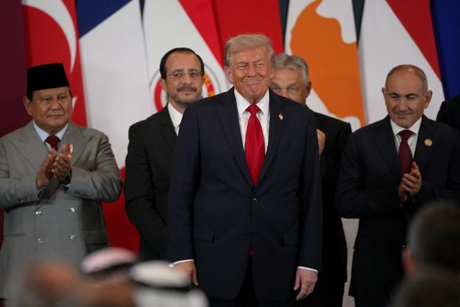 الرئيس دونالد ترامب خلال قمة لزعماء العالم حول إنهاء الحرب في غزة، في شرم الشيخ، مصر، 13 أكتوبر 2025.