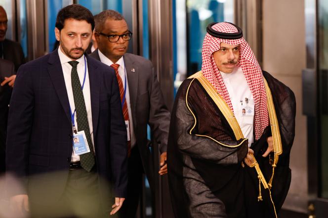 وصل وزير الخارجية السعودي ، الأمير فايسال بن فرحان سود ، في الدورة الثمانين للجمعية العامة للأمم المتحدة في نيويورك في 23 سبتمبر 2025.
