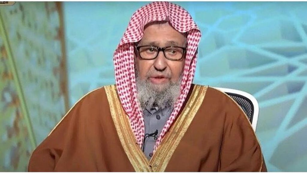 مفتي عام المملكة ينوّه بدعم القيادة لجهاز الإفتاء ويُثني على جهود الشيخ عبدالعزيز آل الشيخ رحمه الله