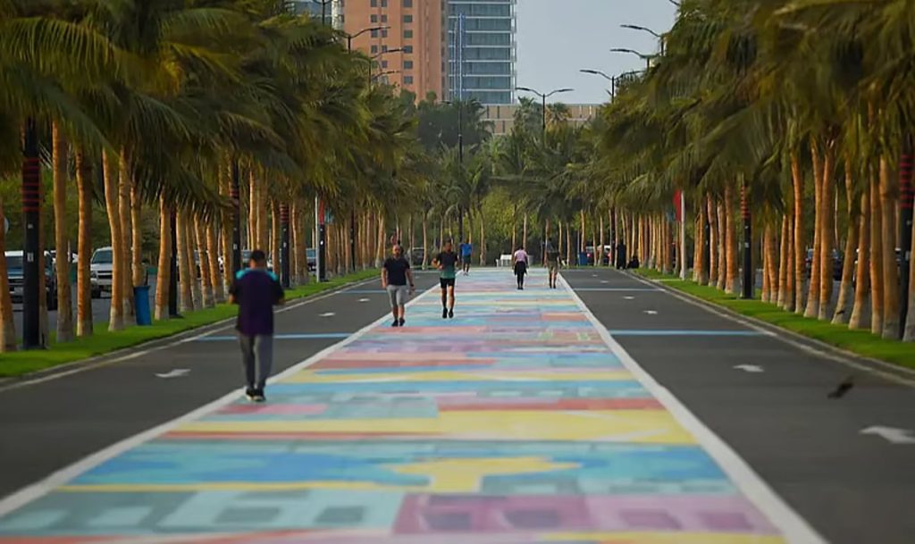 دراسة: المشي 15 دقيقة متواصلة يومياً يقلل خطر الإصابة بأمراض القلب والوفاة