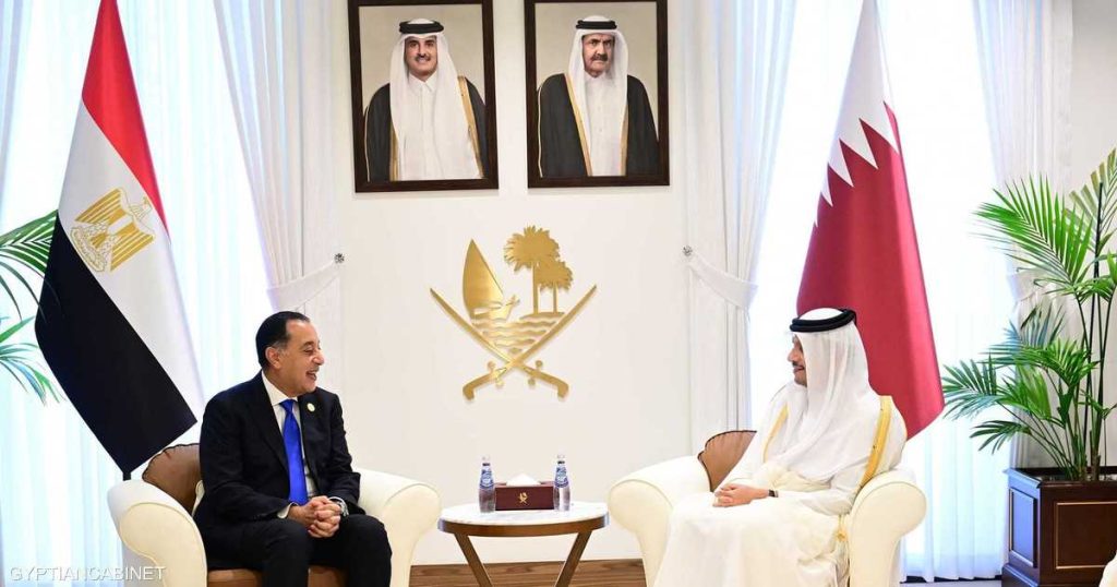 مصر وقطر تبحثان تثبيت وقف إطلاق النار في غزة
