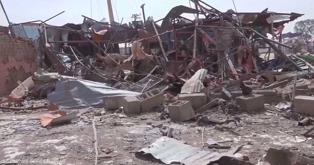 توازن الضعفاء.. معادلة مأساوية تؤجل نهاية الصراع السوداني