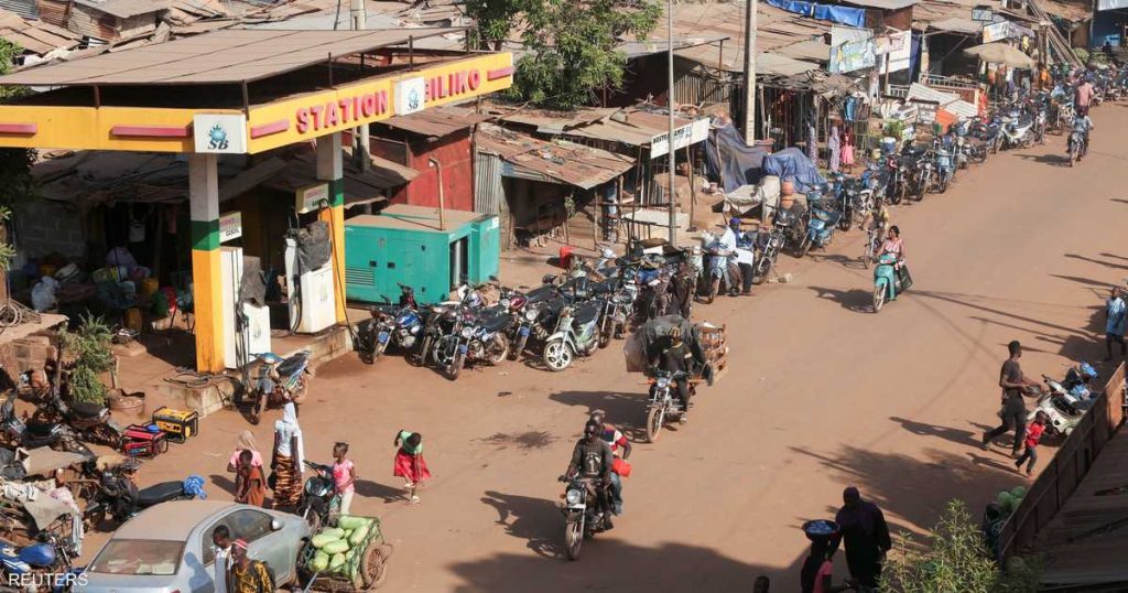 إطلاق سراح 3 مصريين اختطفوا في مالي