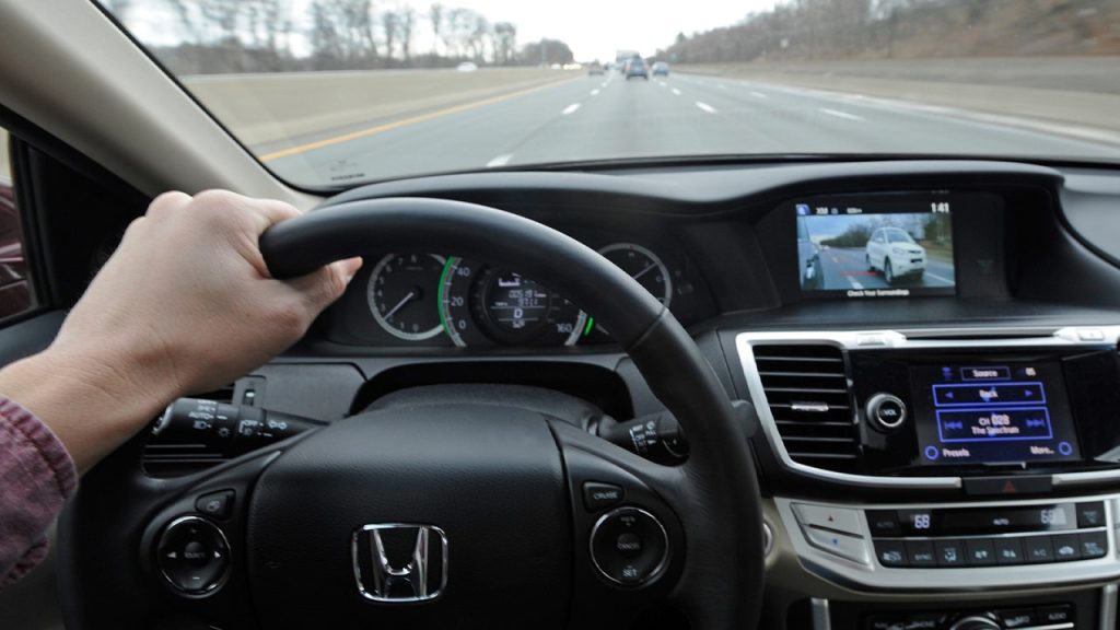 تستدعي شركة هوندا 256 ألف سيارة في جميع أنحاء البلاد بسبب خلل برمجي يحتمل أن يكون خطيرًا