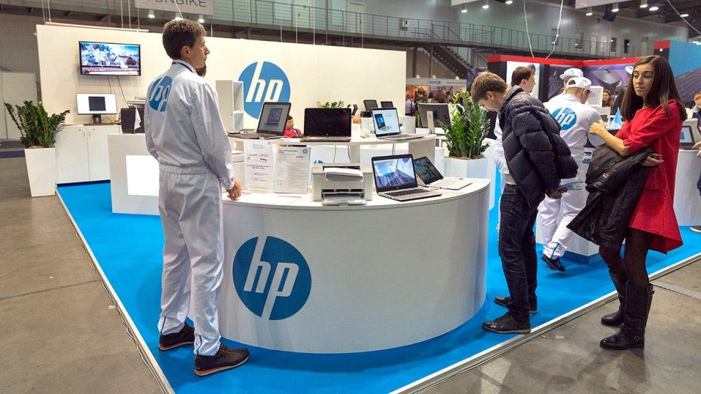 تعتزم شركة HP إلغاء ما يصل إلى 6000 وظيفة بحلول عام 2028 في حملة ضخمة للتحول إلى الذكاء الاصطناعي