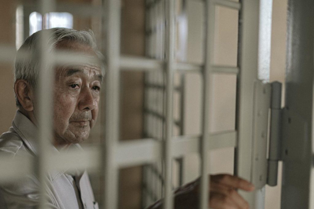 يحيي Haruka Sakaguchi ذكرى اليابانيين المحتجزين في معسكرات في الولايات المتحدة خلال الحرب العالمية الثانية