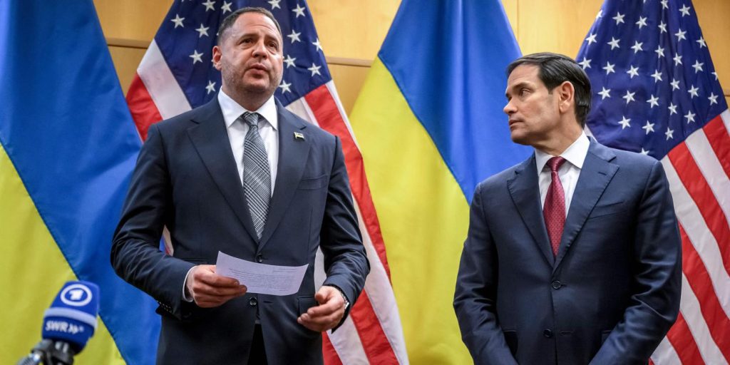 بث مباشر، الحرب في أوكرانيا: يقول البيت الأبيض إن اتفاق السلام يجب أن “يحترم السيادة الأوكرانية بشكل كامل”.