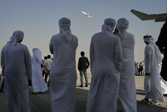 طائرة إيرباص A350 معروضة في معرض دبي للطيران (الإمارات العربية المتحدة)، 18 نوفمبر 2025.