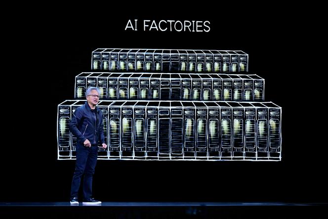 جنسن هوانغ، الرئيس التنفيذي لشركة Nvidia، في Nvidia GTC، وهو مؤتمر عالمي حول الذكاء الاصطناعي، في واشنطن، 28 أكتوبر 2025.