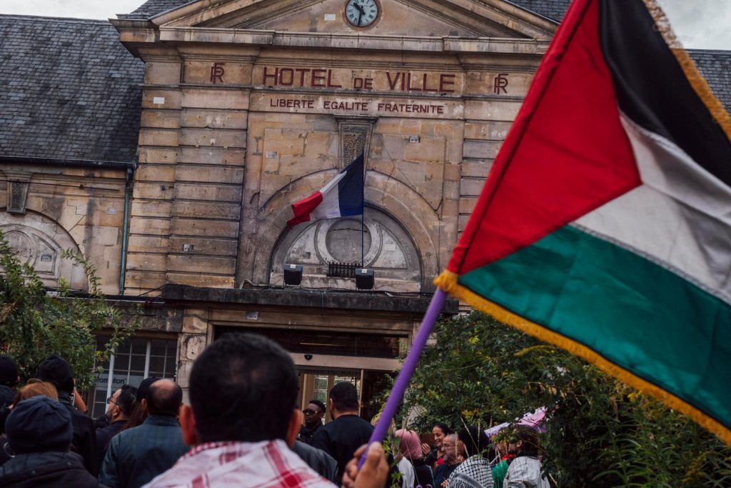 التوأمة الفرنسية الفلسطينية تعيد اختراع نفسها في مواجهة الحرب والعراقيل