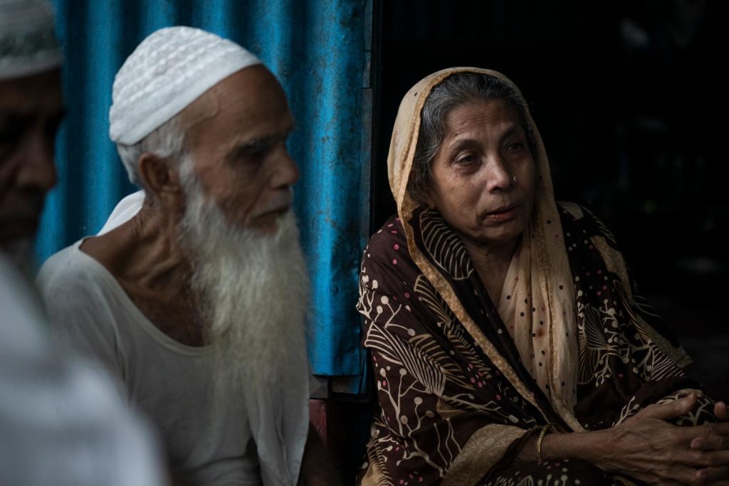 وفي بنجلاديش، يفرغ “الحلم الأوروبي” قرى بأكملها من سكانها