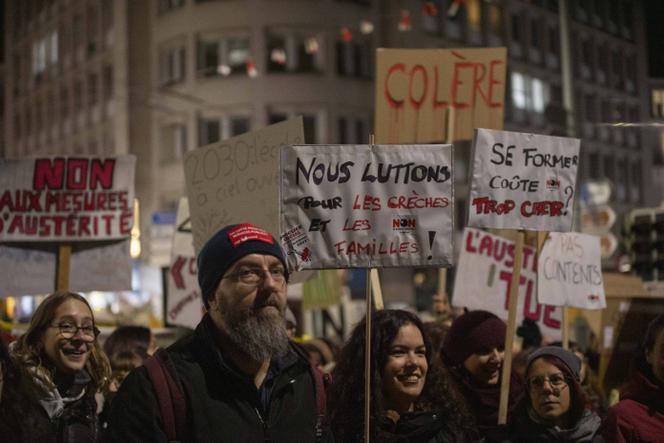 خلال يوم تعبئة المهنيين الصحيين، في لوزان (سويسرا)، 18 نوفمبر 2025.