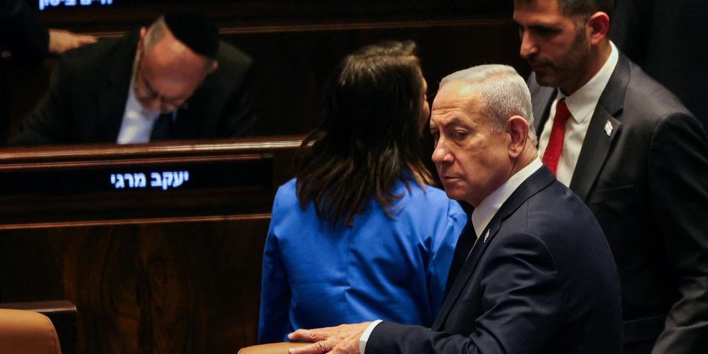 بث مباشر من غزة: قبل التصويت في الأمم المتحدة، كرر بنيامين نتنياهو معارضته لأي دولة فلسطينية